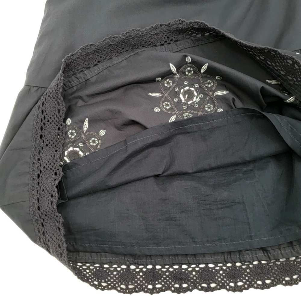 Ann Taylor Loft 100% Cotton Navy Blue Floral Beaded Skirt - Picture 3 of 7